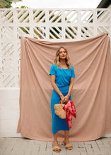 Load image into Gallery viewer, Lou Lou - Janis Tee Block Colour