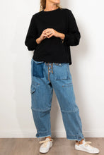 Load image into Gallery viewer, M.A Dainty - Baxter Top (Black)