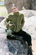 Load image into Gallery viewer, M.A Dainty - Shetland Cardigan (Grass)