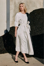 Load image into Gallery viewer, M.A.Dainty - Part Dress (Cream Black)