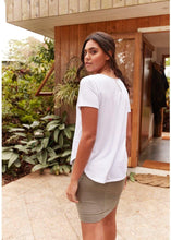 Load image into Gallery viewer, Lou Lou - Janis Tee Block Colour