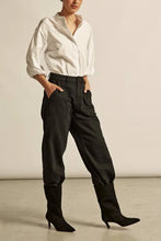 Load image into Gallery viewer, Zoe Kratzmann - Embark Jean - Black
