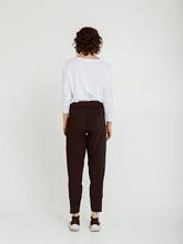 Load image into Gallery viewer, New London Jeans - Whitney Jogger - Black