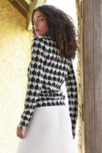 Load image into Gallery viewer, COOP By Trelise Cooper - Heart Work Top (Black and Cream)
