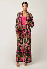 Load image into Gallery viewer, Once Was - Arabella reversible VISCOSE JACKET IN ANTHOS LÓTOS/BLACK
