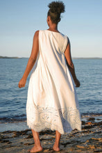 Load image into Gallery viewer, Curate by Trelise Cooper - BOTTOM HEAVY Dress
