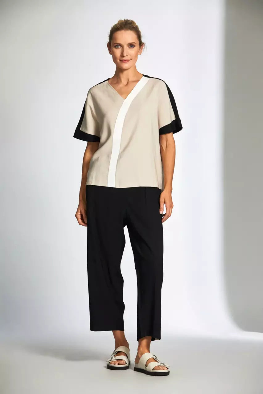 Peruzzi - 3 Tone Curve Top (Sand/Black)