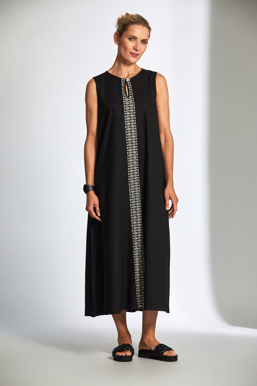 Peruzzi - Long Linen Dress (Black)