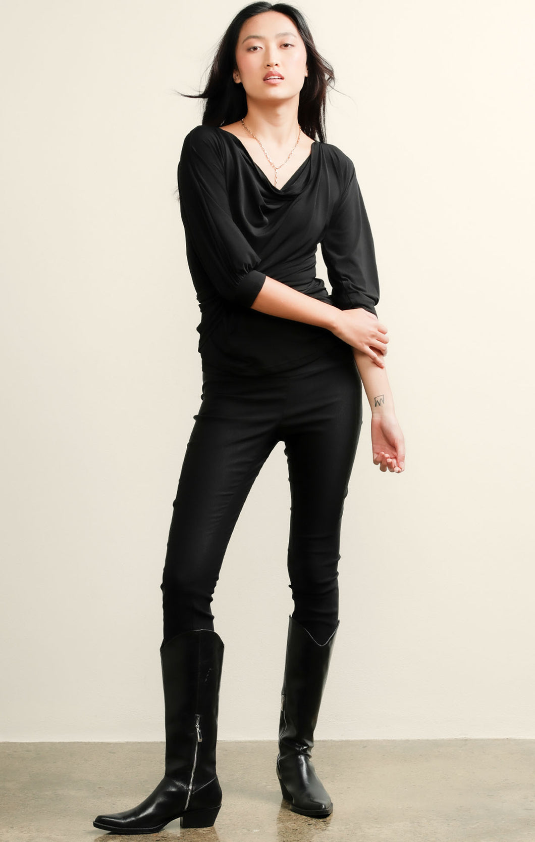 Sacha Drake - 3/4 Sleeve Reversible Stretch Jersey Cowl Tie Drape Top in Black