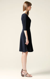 Sacha Drake - Reverse Wrap 3/4 Sleeve Full Skirt Knee Length Jersey Dress in Navy