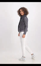 Load image into Gallery viewer, Monari - Quilted Jacket
