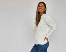 Load image into Gallery viewer, Zaket &amp; Plover - Rib Detail Jumper - White
